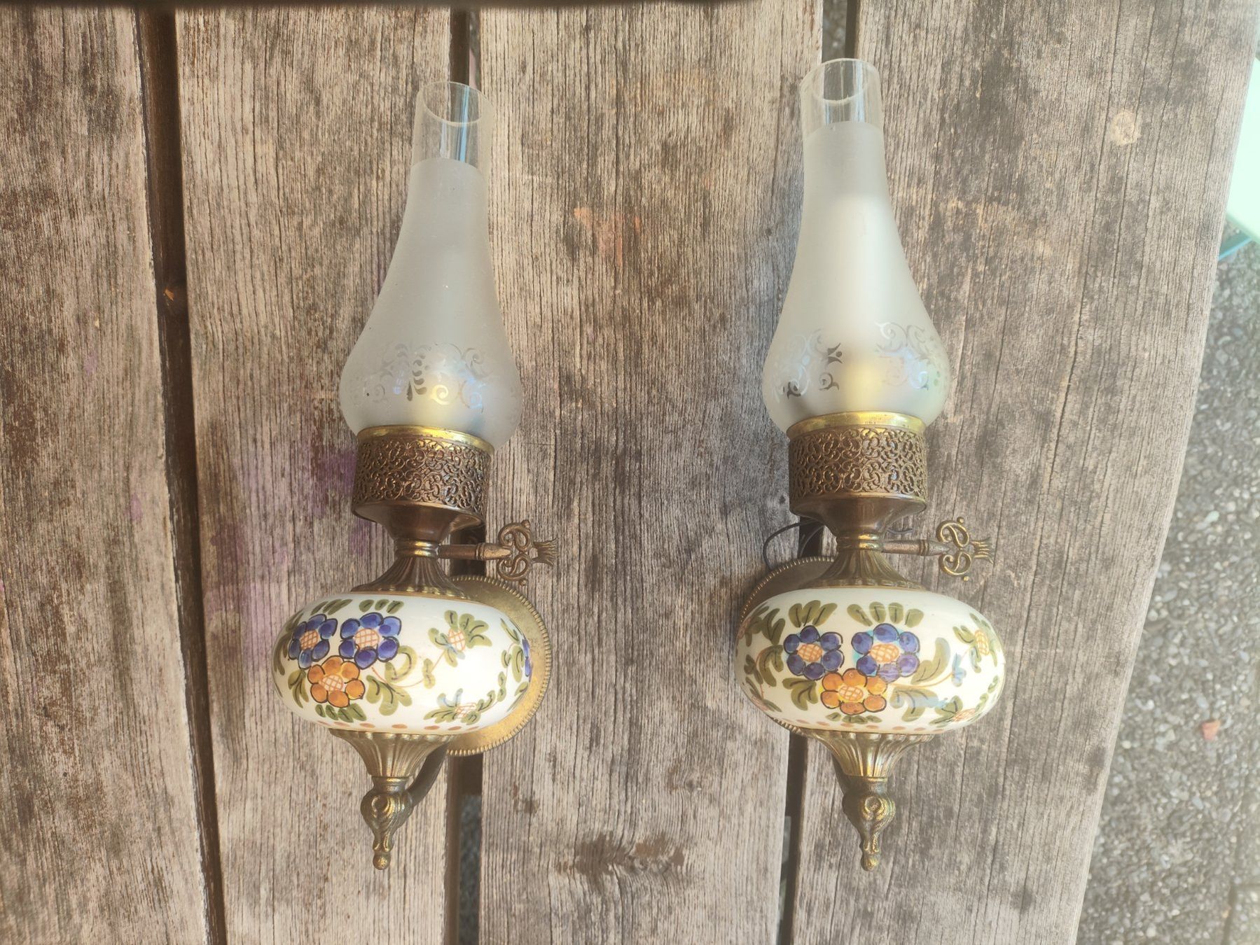 Lampes: 2 Originelle Wandlämpli – D'occasion à Grosshöchstetten par Saigontinu 1
