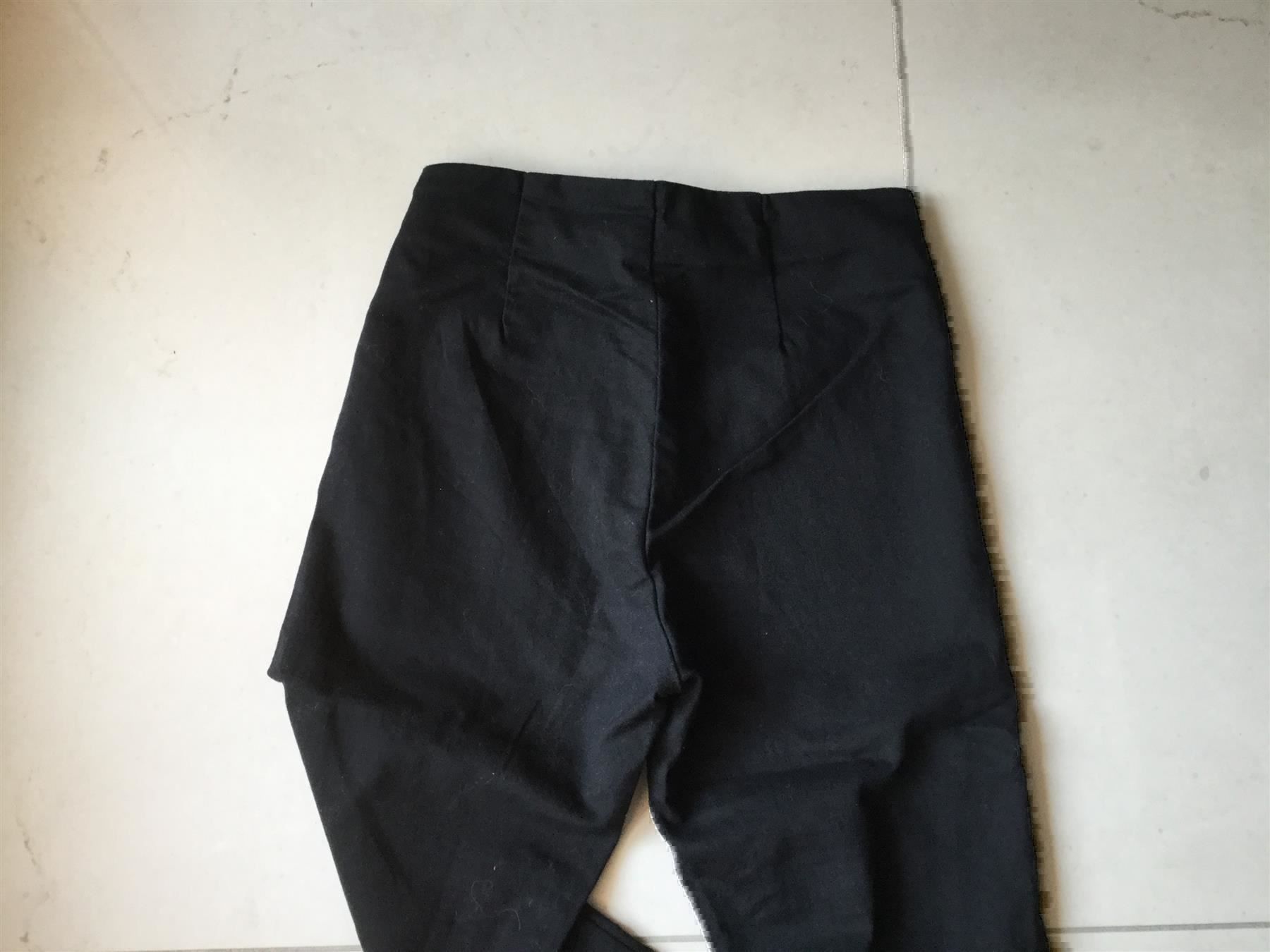 Pantaloni: Pantalon élégant / Klassisch Hose gr. 34 – Usato da Giubiasco venduto da baamboo 4