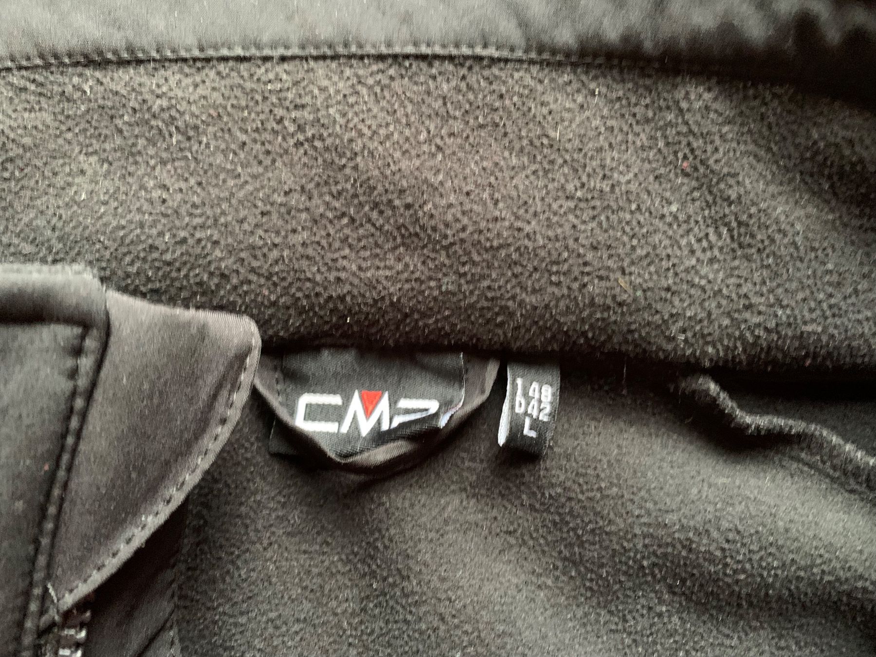 CMP Giacche: CMP Softshelljacke Damen Gr. 42, schwarz mit Kapuze – Usato da Wiesendangen venduto da Babalegi 5