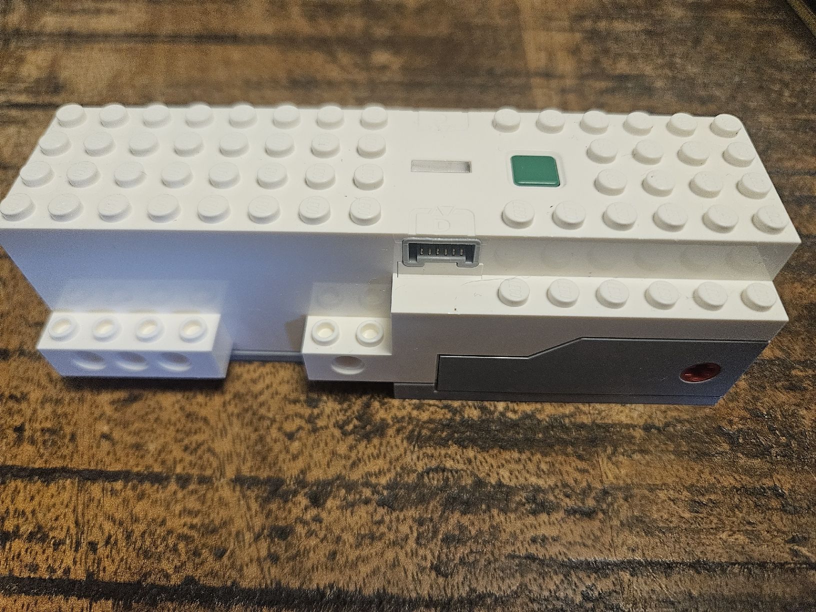 Lego Jeux de construction: lego White Boost Lpf2 Hub Motor No. 1 – D'occasion à Confignon par Ecrofigs 2