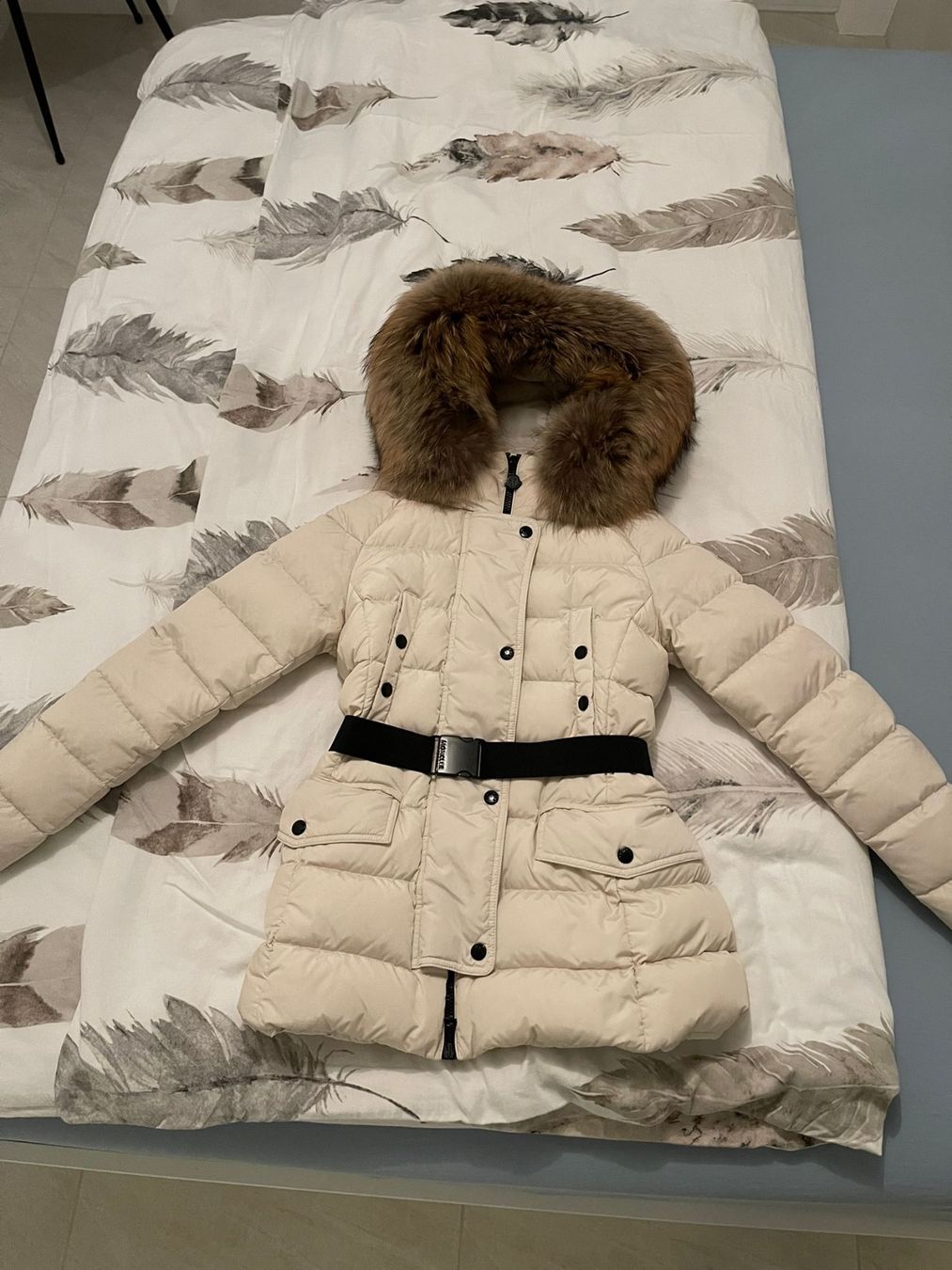 Moncler Vestes: Moncler Winterjacke – Neuf (Voir description) à Mümliswil par sandricaa89 1