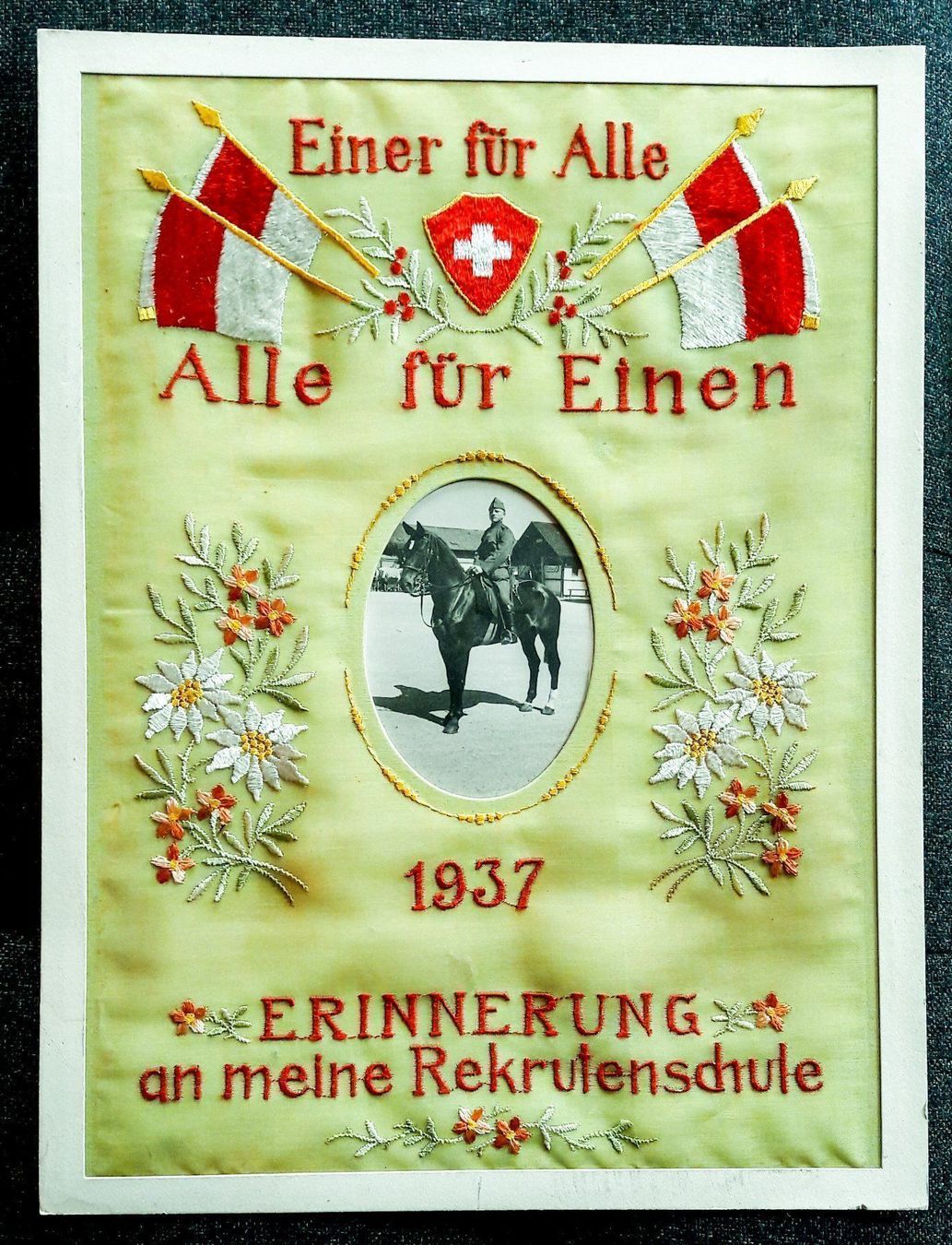Médailles: Erinnerung Rekrutenschule 1937 gestickt – D'occasion à Tavannes par Brocashop