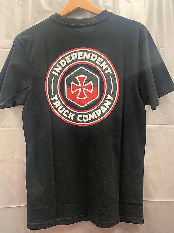 T-shirt: Maglietta Independent – Usato da Faido venduto da Manujp 1