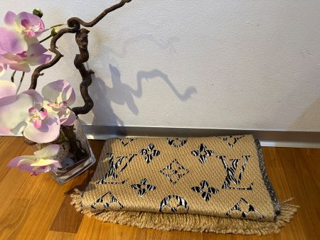 Louis Vuitton Schal Giant Jungle - Neu