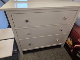 Hemnes Kommode Ikea in glanzweiss