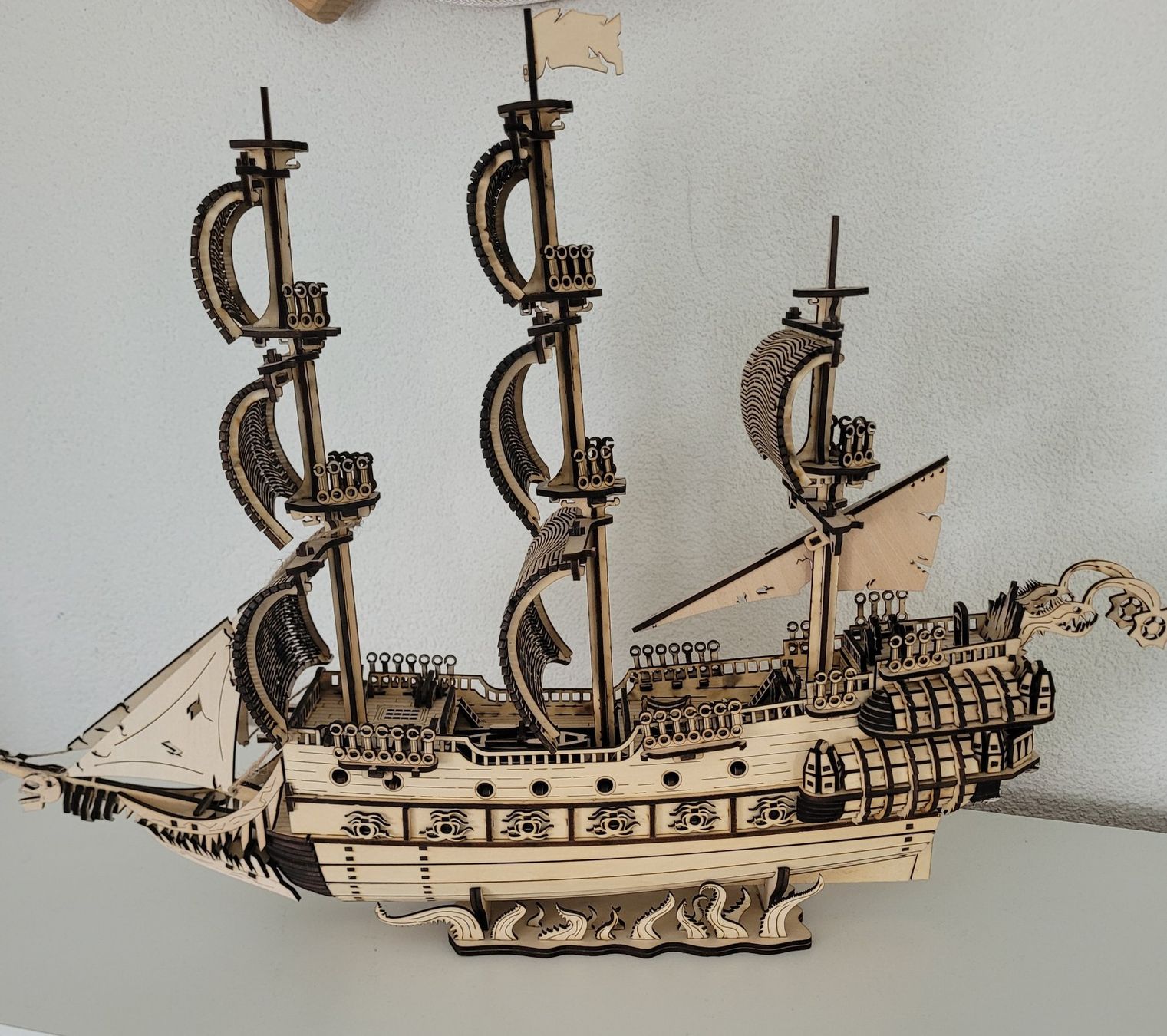 Kit di modellismo & Modellini statici: Piratenschiff – Usato da Schwarzenburg venduto da Obofi