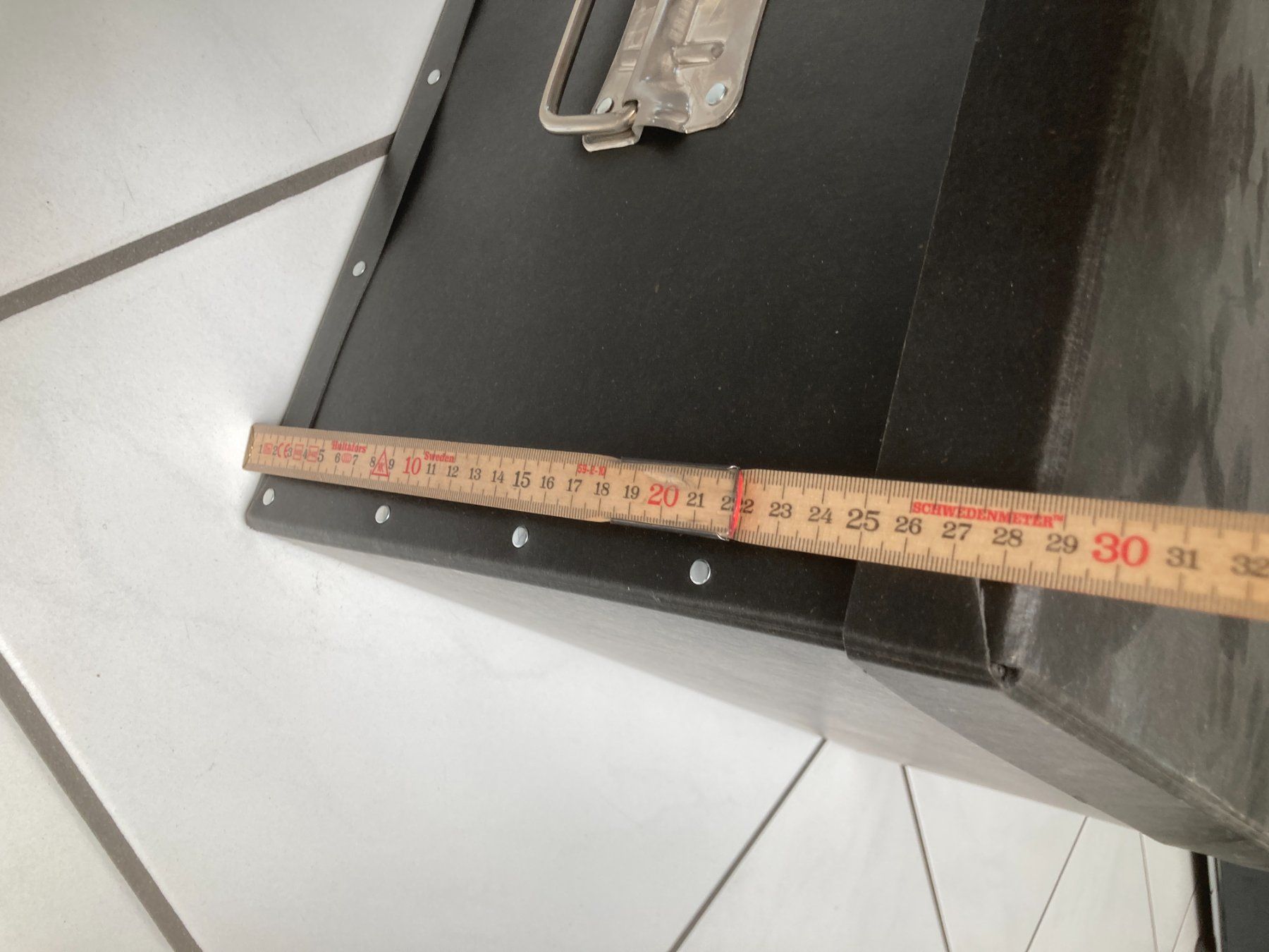 Transportkisten: Aufbewahrungsbox mit Deckel und Griff gebraucht – Gebraucht aus Cham von WB2223 2