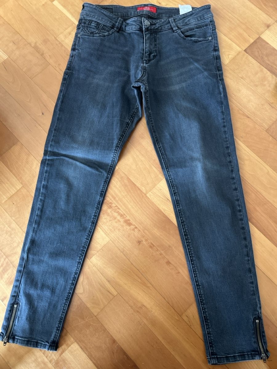 S.Oliver Jeans: Jeans 36 – Nuovo (secondo la descrizione) da Muttenz venduto da Lisa_z
