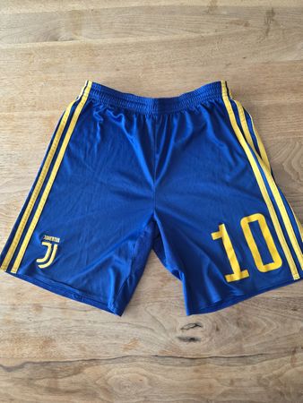 Fussballshorts Juventus Adidas Grösse 164 guter Zustand
