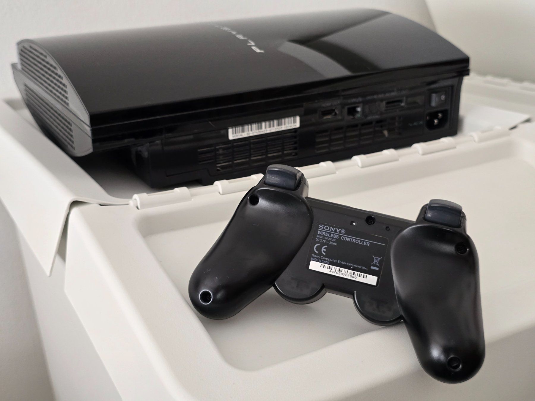Sony Konsolen: PS3/60GB kompatibel mit PS2 Spielen – Gebraucht aus Liestal von Berr 3