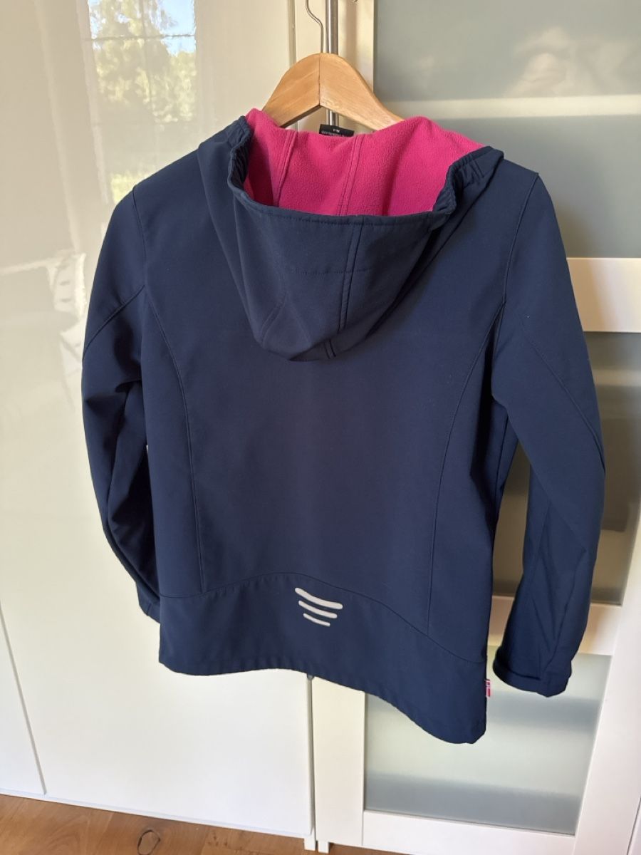 Trollkids Jacken & Mäntel: Softshelljacke Trollkids dunkelblau Grösse 164 – Gebraucht aus Schlatt ZH von yasi79 2