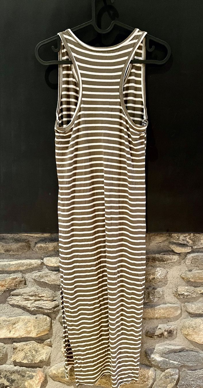 Kleider: Leichtes gestreiftes Sommerkleid, onesize – Neu (gemäss Beschreibung) aus Scharans von frischerwind