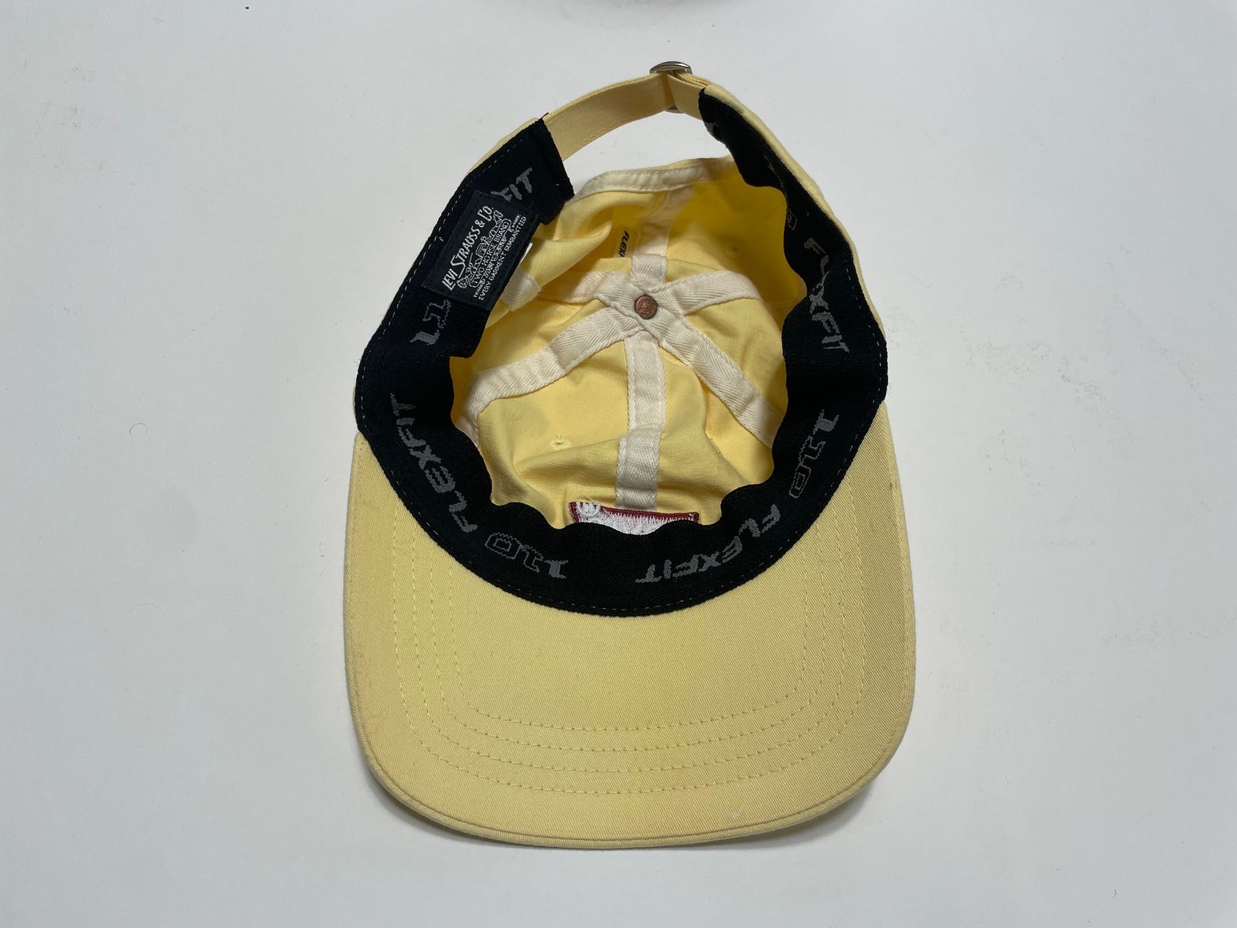 Levi's Copricapi, berretti & cappellini: Vintage Y2K Levi's Cap – Usato da Zürich venduto da le_souk 4