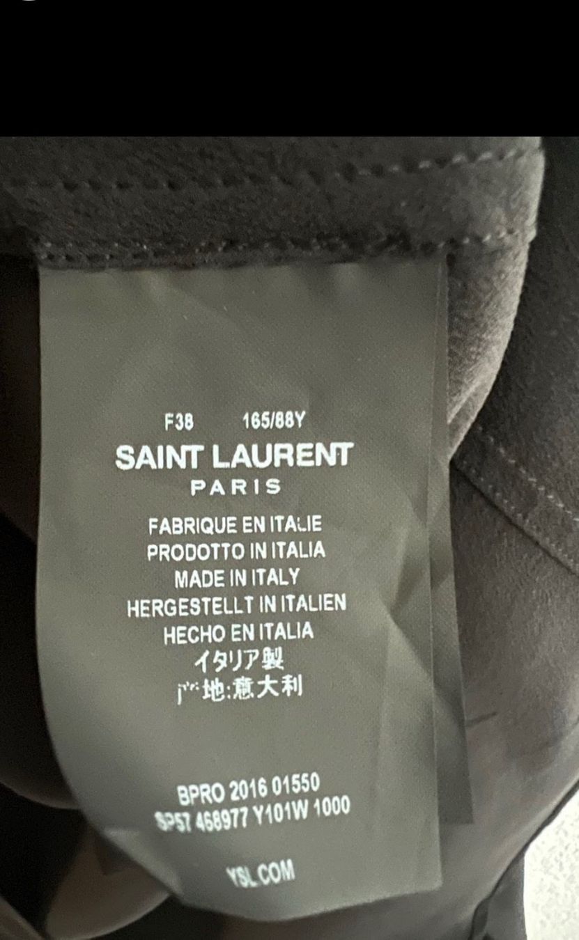 Saint Laurent Blusen: Saint Laurent 100% Seide NEU – Neu (gemäss Beschreibung) aus Weisslingen von Spiegelbild0 4