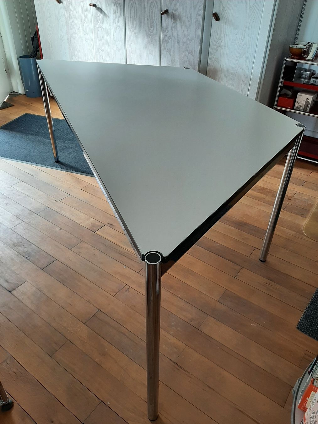USM Tavoli: 1 USM Trapez Tisch zu verkaufen – Usato da Rothenburg venduto da Schomi3 2