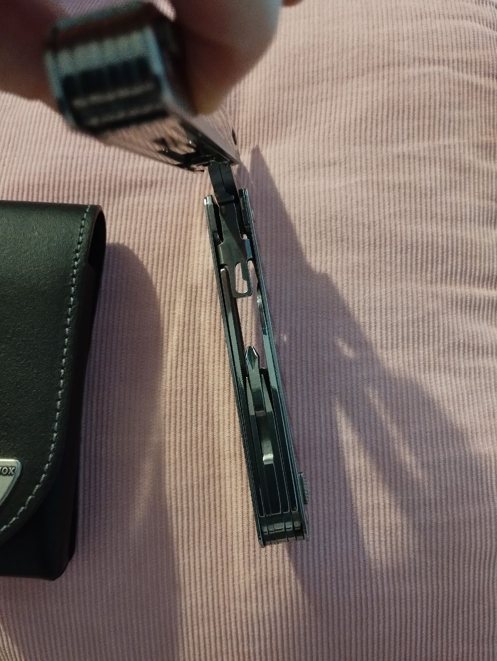 Victorinox Coltelli tascabile: Victorinox Multitool mit Etui - Top Zustand! – Nuovo (secondo la descrizione) da Ostermundigen venduto da Dinge1 4