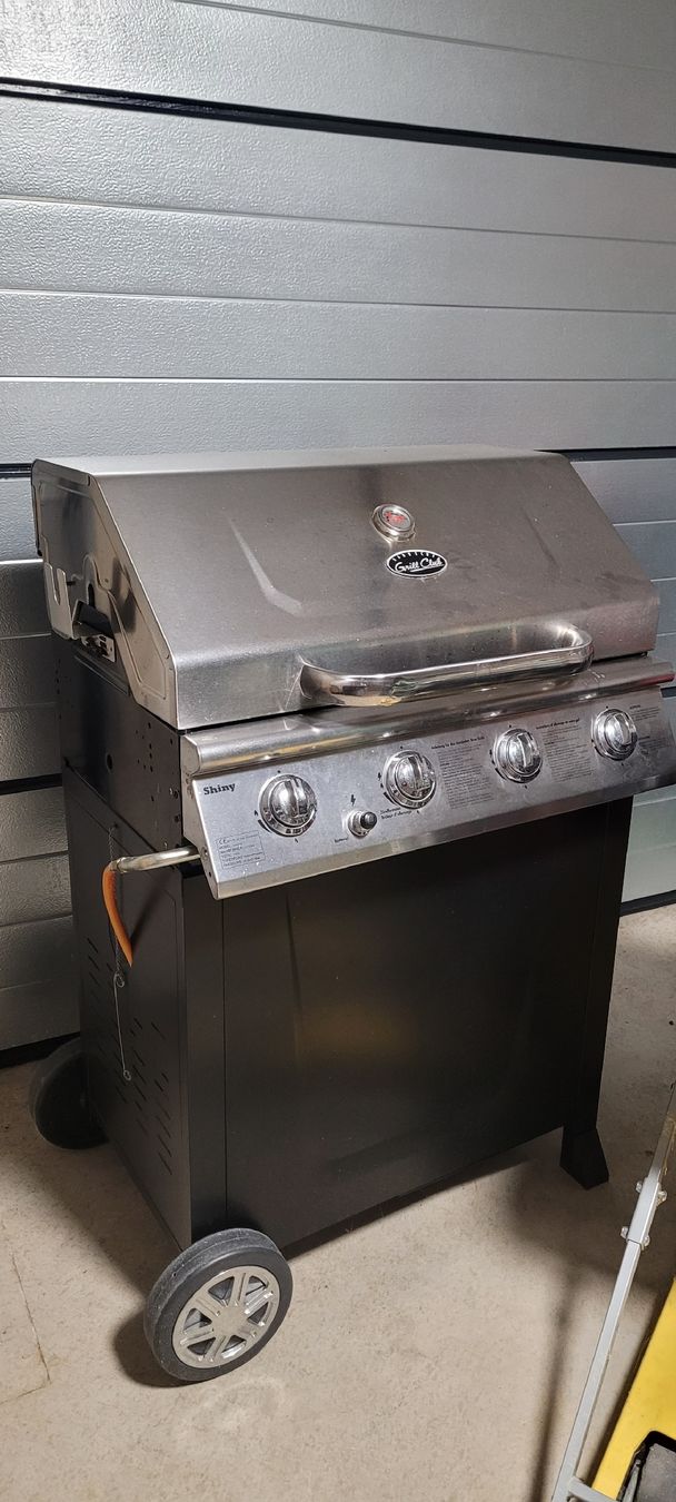 Grills: Gasgrill FireKing Ratio IIIS – Gebraucht aus Escholzmatt von anitadreyer