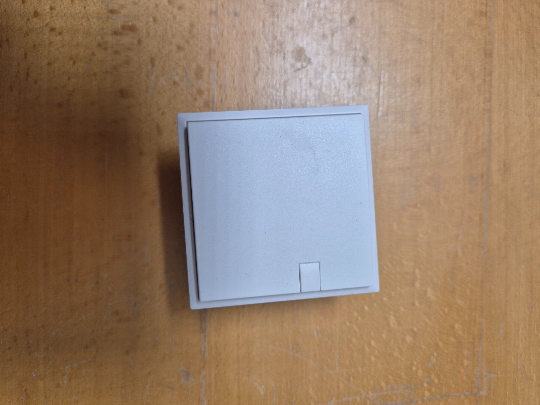 Feller Schalter: Interrupteur KNX Feller 1x – Gebraucht aus Blonay von Leman1010