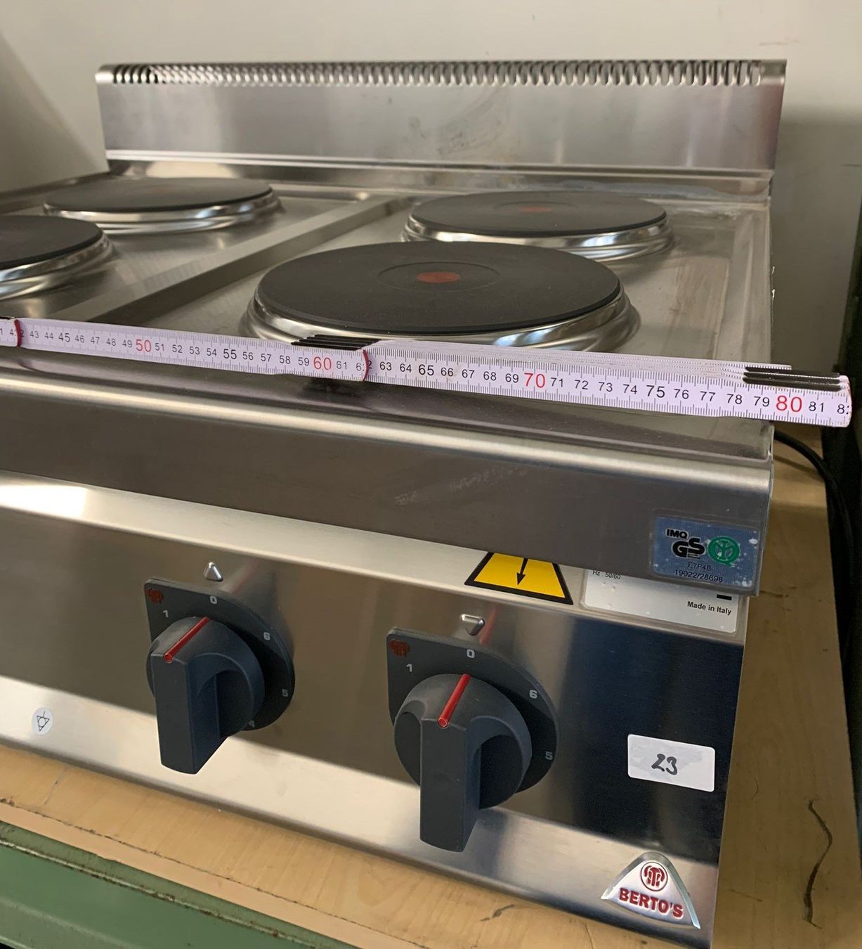 Cucine complete: Berto's 4-Platten Kochstation – Nuovo (secondo la descrizione) da Wohlenschwil venduto da Pro74