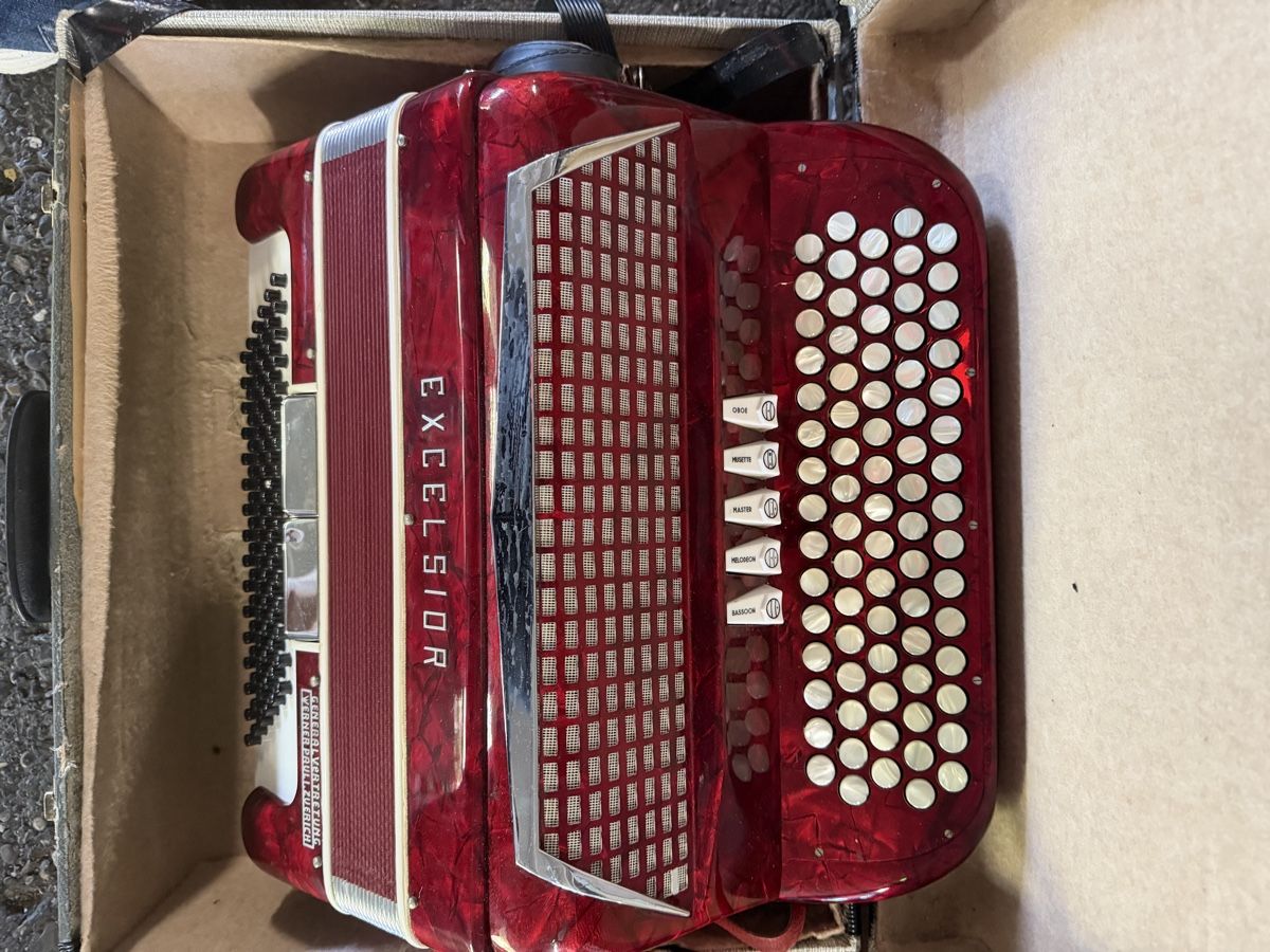 Excelsior Instruments de musique: Excelsior – D'occasion à Muhen par MiGeiss64 1