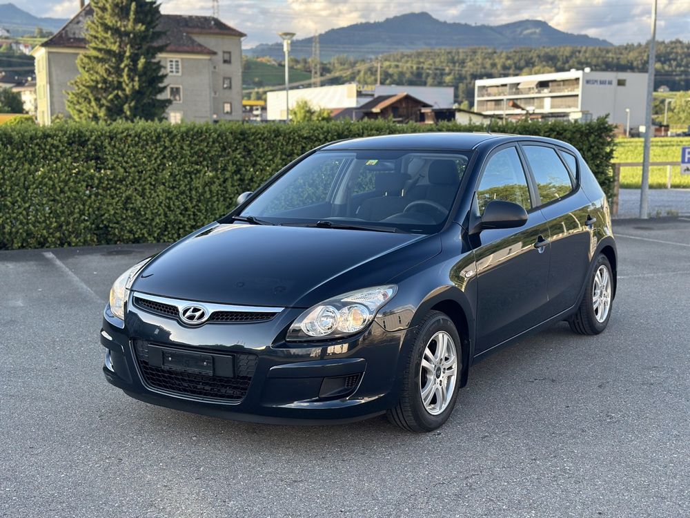 HYUNDAI I30 1.4 2010 AB MFK 03.2023