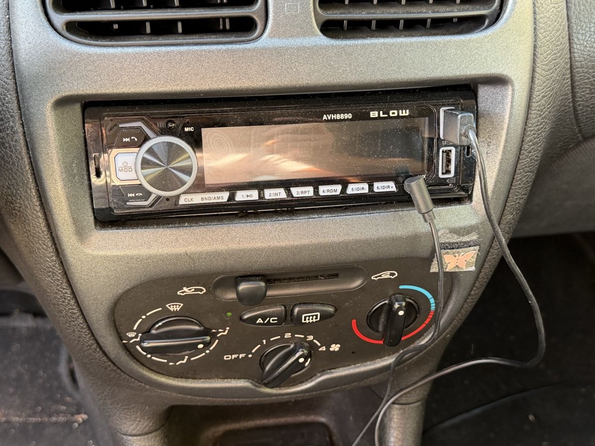 Peugeot Automobili: Peugeot 206 1.4 Kombi – Usato da Pratteln venduto da Radom12 4