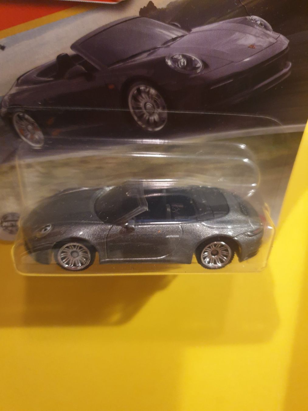 Matchbox Modellautos: Matchbox PORSCHE 911 CARRERA CABRIOLET – Neu und originalverpackt aus Oftringen von Rotor 2