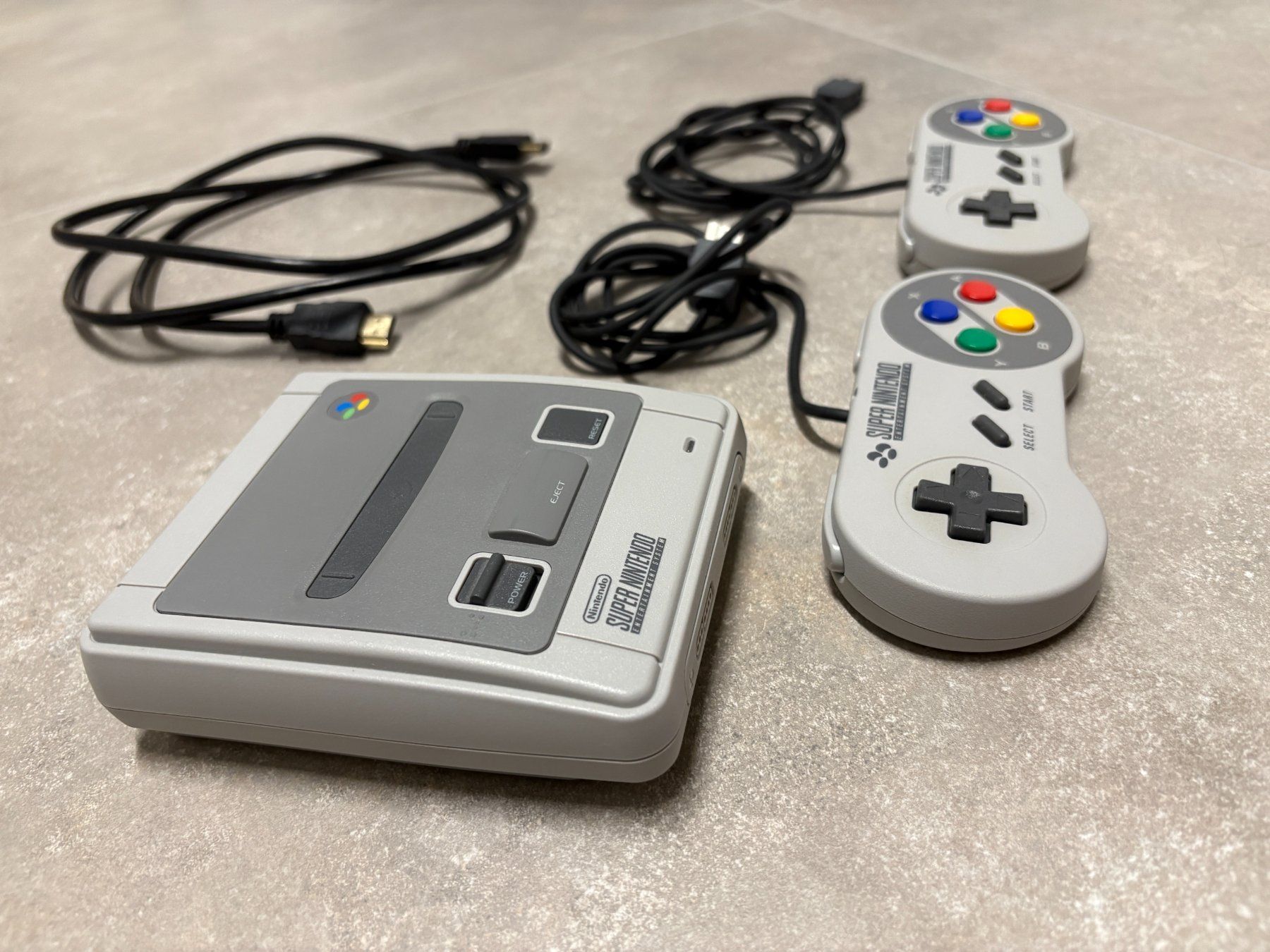 Nintendo Console: Nintendo Classic Mini + 21 Spiele – Usato da Steffisburg venduto da Octabrain