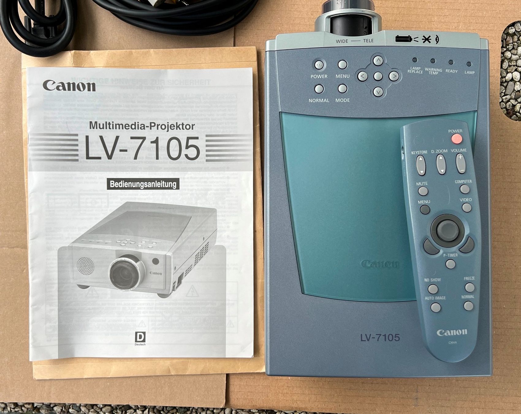 Canon Videoprojektoren: Canon LV-7105E Multimedia-Projektor – Gebraucht aus Lodrino von Stema