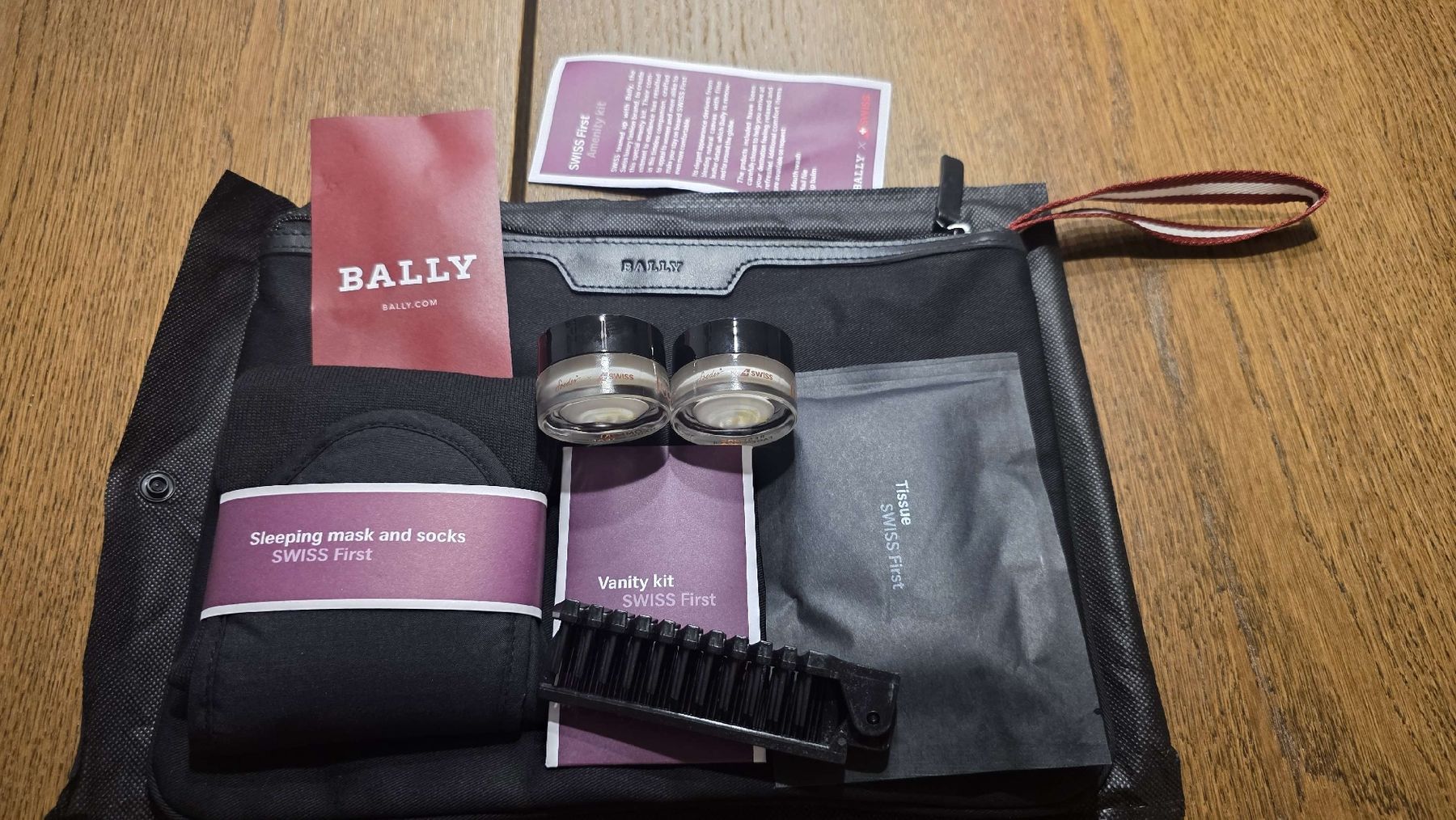 Soeder Prodotti di pulizia: SWISS x BALLY x Soeder First class Amenity Kit – Nuovo e nell'imballaggio originale da Bassersdorf venduto da LiveLove