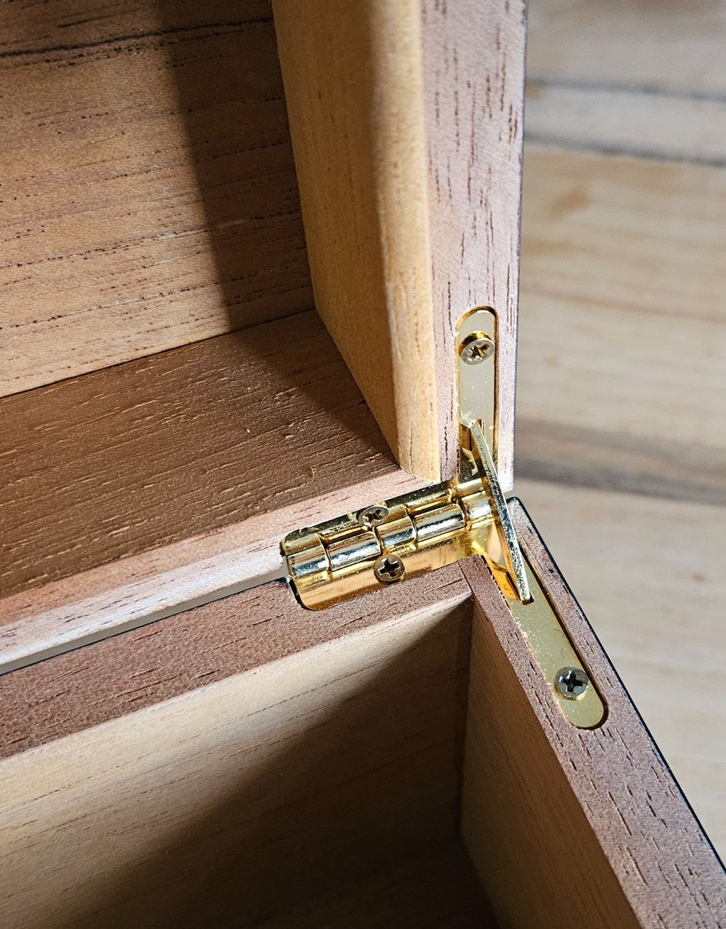 Humidore: Kleiner Humidor schwarz glanz – Gebraucht aus Oftringen von Dinu10 5