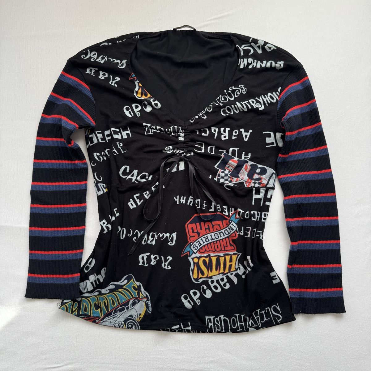 T-shirt: Vintage Y2k Oberteil Gr.S – Usato da Oberwil BL venduto da olibbg 1