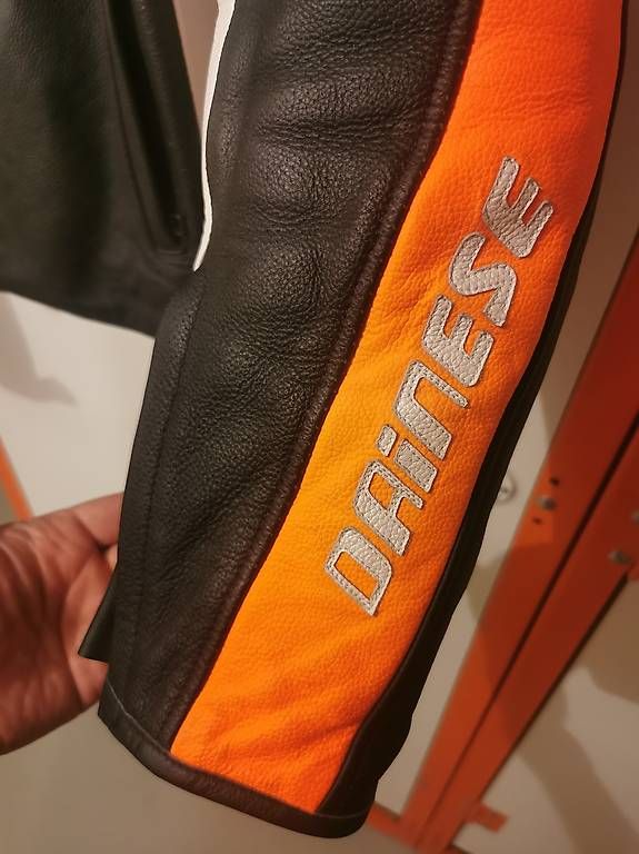 Giacche: Dainese Motorradlederjacke  – Usato da Wetzikon ZH venduto da mau_m2bm 2