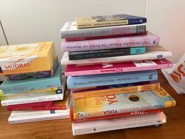 Buchsammlung YOGA
