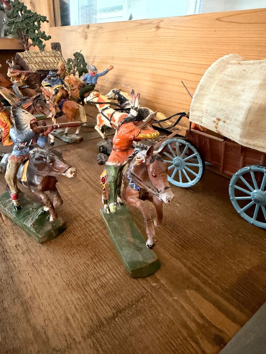 Elastolin Spielzeuge: 102 Cow-boy indiens élastolin – Gebraucht aus Ecuvillens von mcw_lx9j