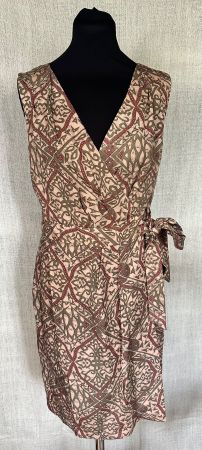 Sommer-Wickelkleid von Maddison Gr. S