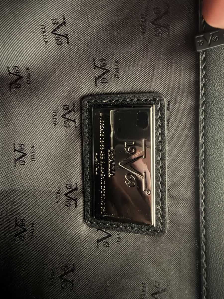 Versace Borse: Versace 1996V Laptop- / Businesstasche – Usato da Wangen an der Aare venduto da Flo_kaufm 2