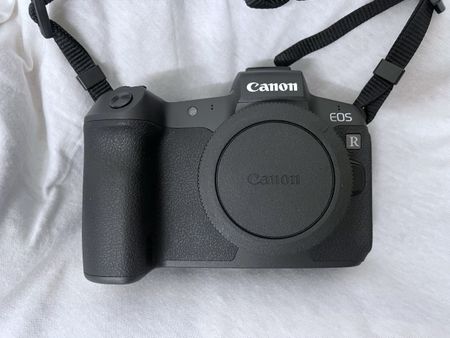 Canon EOS R Body mit Zubehör