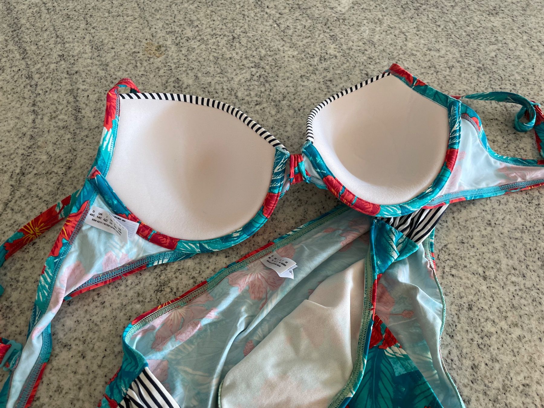 Badekleider & Bikinis: Schöner Bikini – Gebraucht aus Neuwilen von bobbel01 2