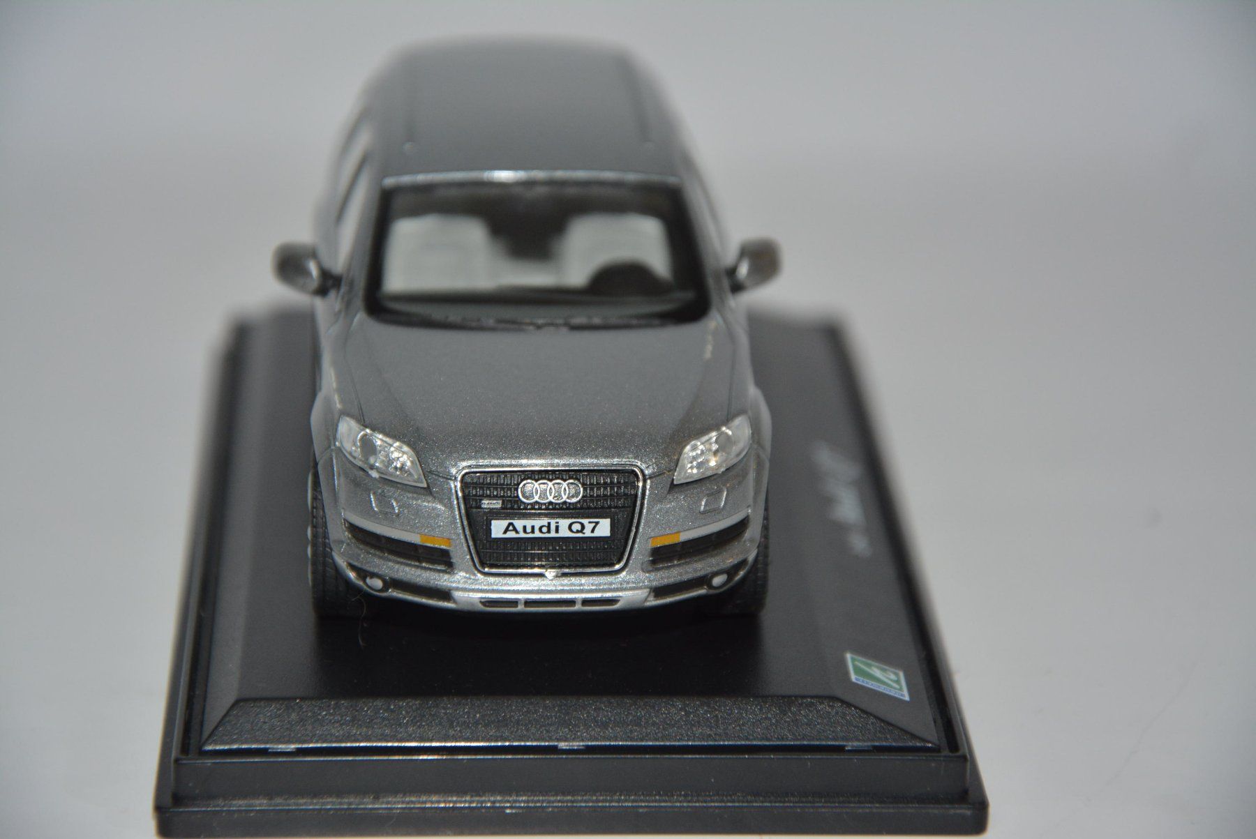 Audi Modellini d'auto: Audi Q7 , Oliex , 1:43 – Nuovo (secondo la descrizione) da Goldach venduto da Feivel9 2