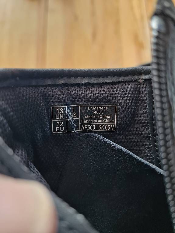 Scarpe per ragazzi: Dr. Martens Kinderstiefel (Gr. 32) – Usato da Zürich venduto da Rip2 3