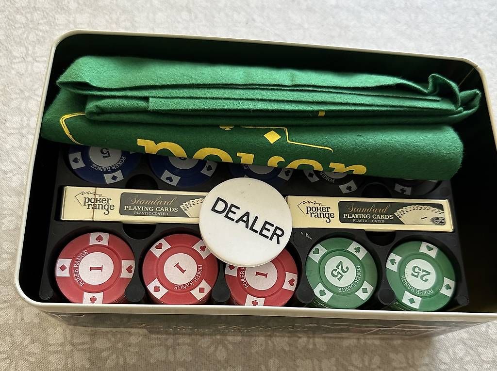Jeux: Pokerset  – Neuf avec emballage d'origine à Buchs SG par muckimuck1 1