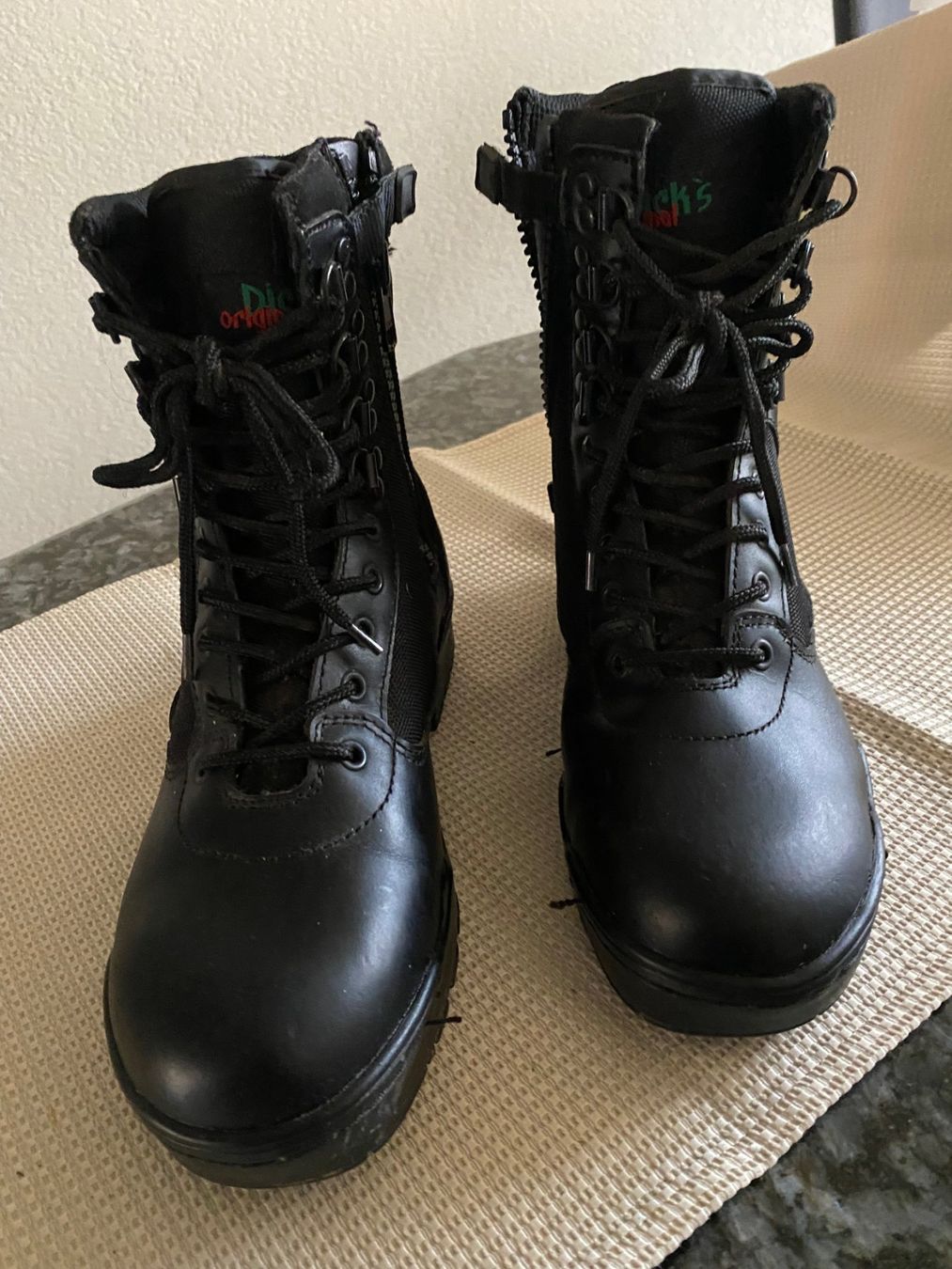 Schweizer Armee Scarpe da donna: Dicks original Militärschuhe Grösse 40 – Nuovo (secondo la descrizione) da Allenwinden venduto da Obalu 2