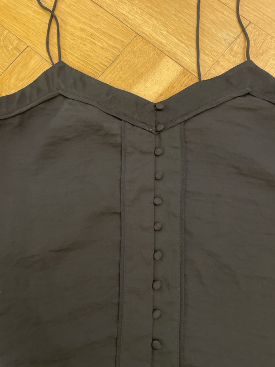 H&M Top: Top mit Knopfleiste – Usato da Bern venduto da gin_jl75 1