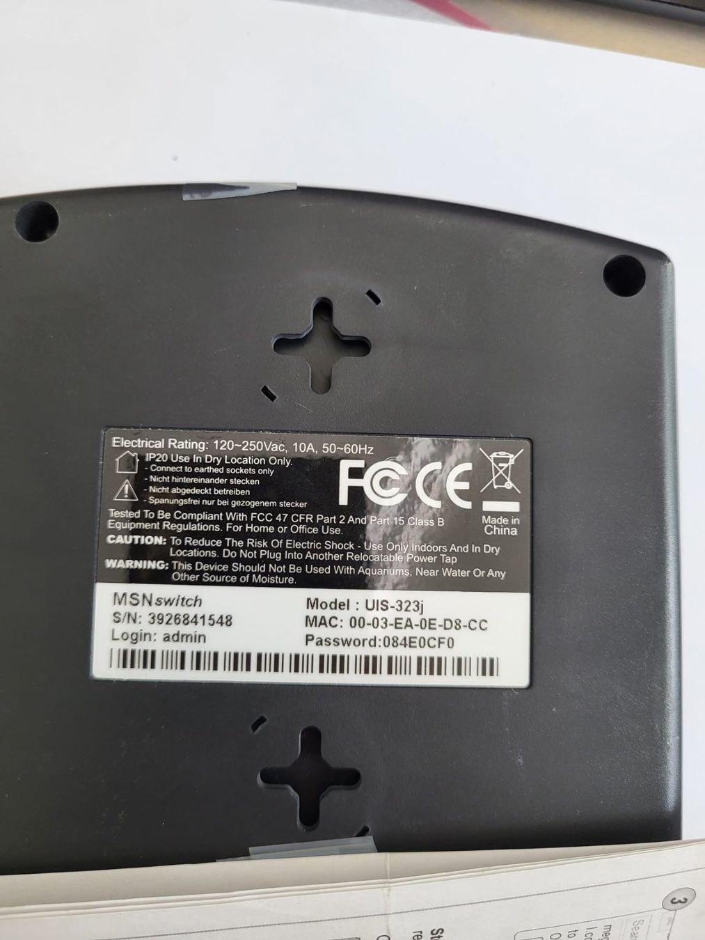 Hub & Switch: MSN UIS-323j LAN Network Switch – Usato da Rümlang venduto da Greenliff 3