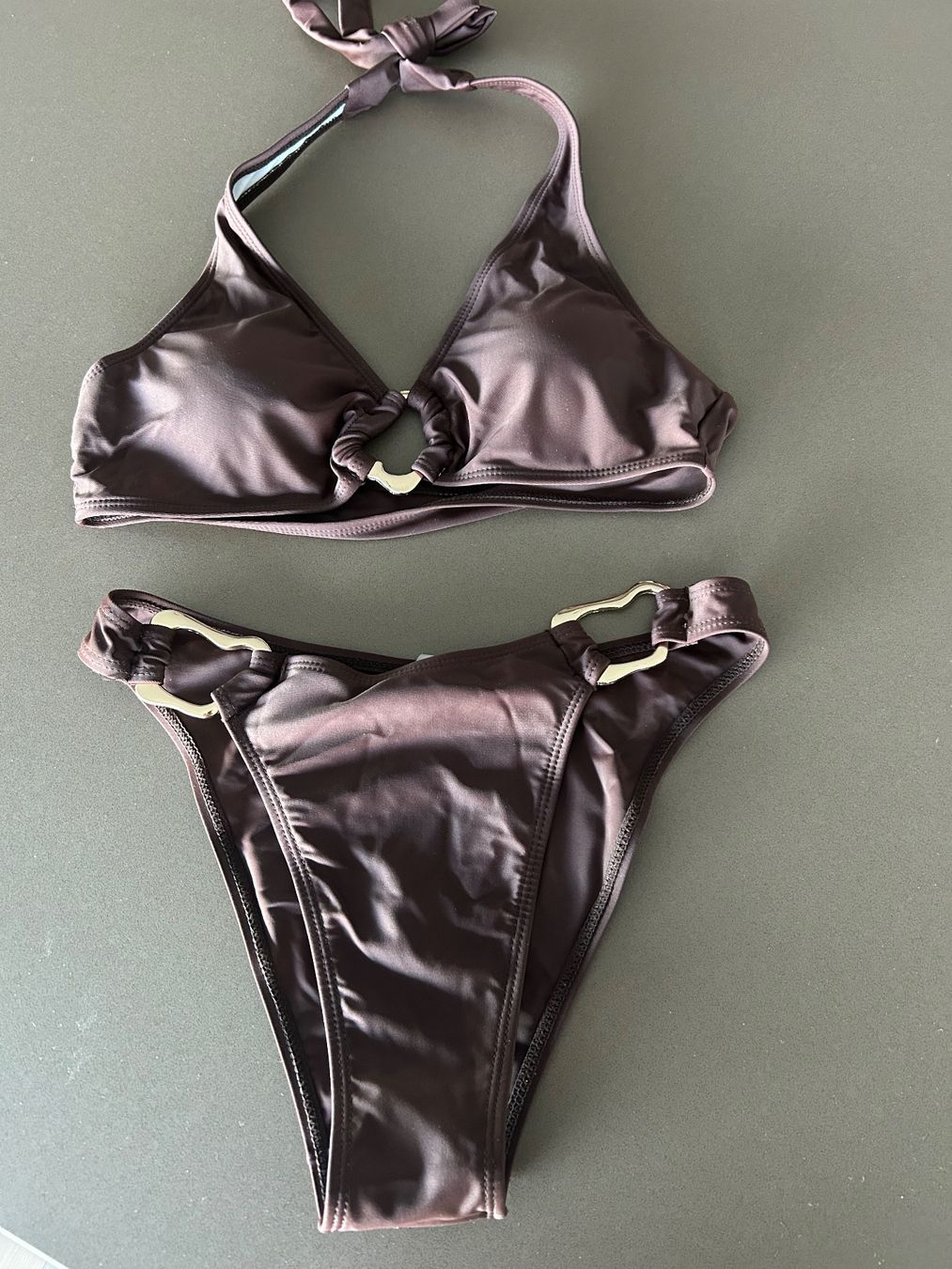 Badekleider & Bikinis: Neues dunkelbraunes Bikini – Neu (gemäss Beschreibung) aus Kilchberg ZH von Anie.