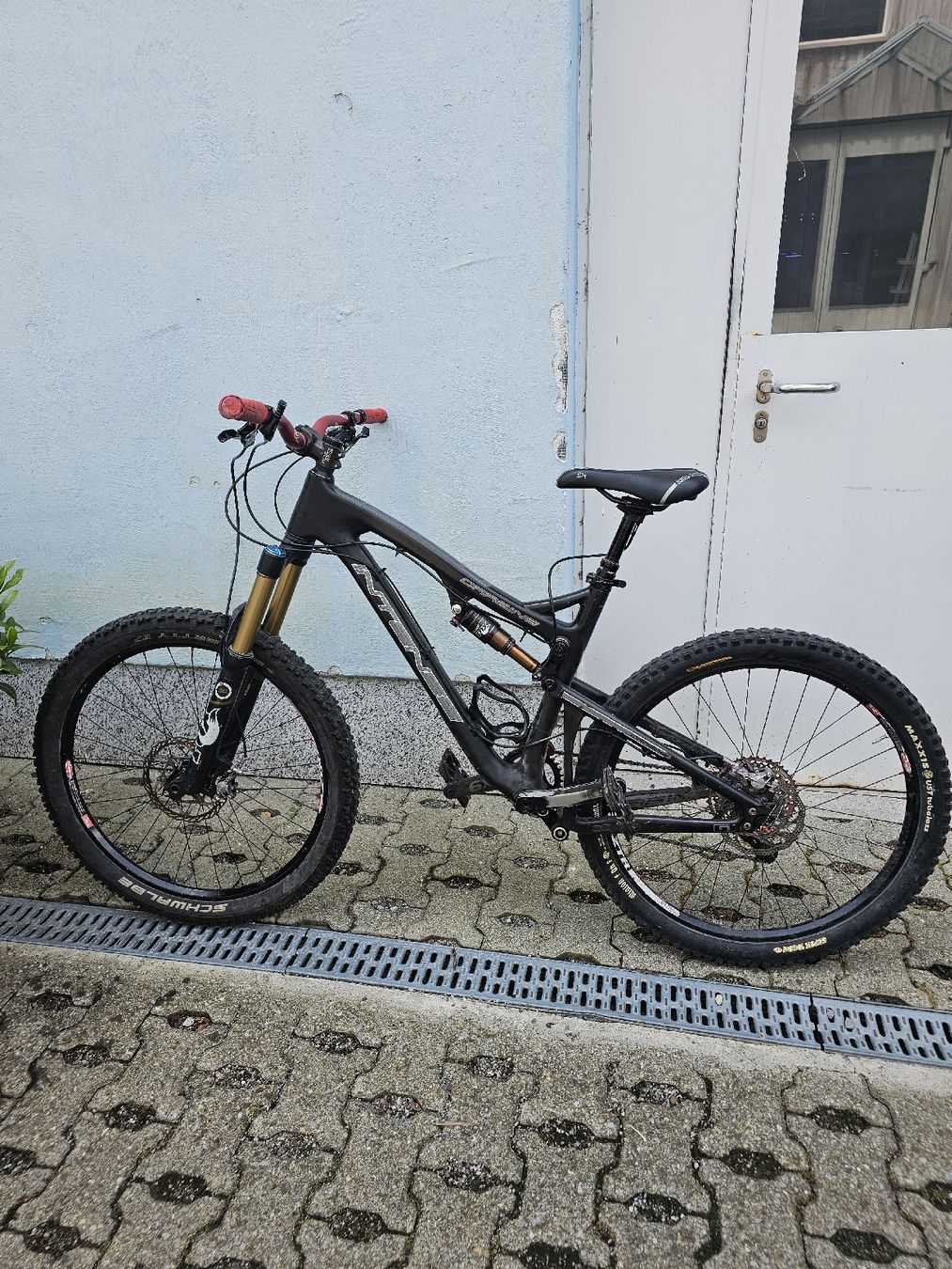 Biciclette: Intense Bike  – Usato da Samstagern venduto da FastLive