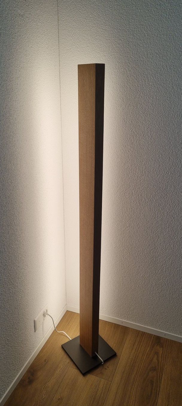 Lampade: Massiv Eichenholz-LED-Stehleuchte 150cm – Nuovo e nell'imballaggio originale da Pfeffikon LU venduto da Andy1969 1