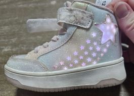 Funkelnde Mädchen Schuhe mit Sternen Grösse 25