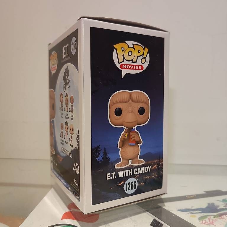Statuette: ET with Candy Funko Pop – Usato da Kaiseraugst venduto da RagingLobo 1